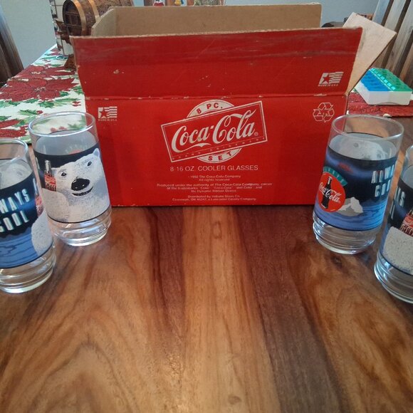 Coca-Cola Collector Polar Bear Drinking Glasses NWT Set of 8 with Original Box - Picture 5 of 8